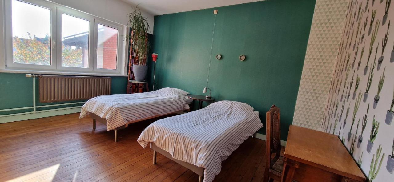 Vakantiewoning In Mol Centrum Met Eigen Bar "Casacuriosa" Zewnętrze zdjęcie